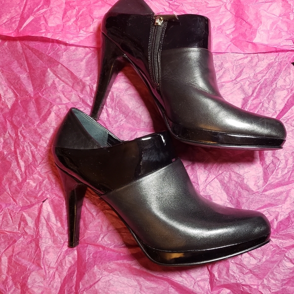 EUC Bandolino 4" Heeled shoes 9½ (wore once) - Picture 2 of 12